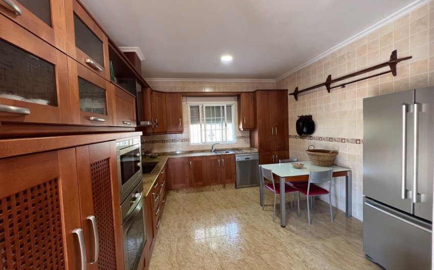 Resale - Villa -
Dolores - Cmno. Escorredor