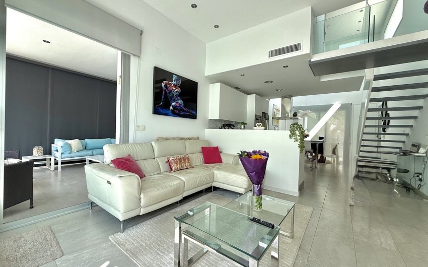 Resale - Villa -
Dolores - Costa Blanca