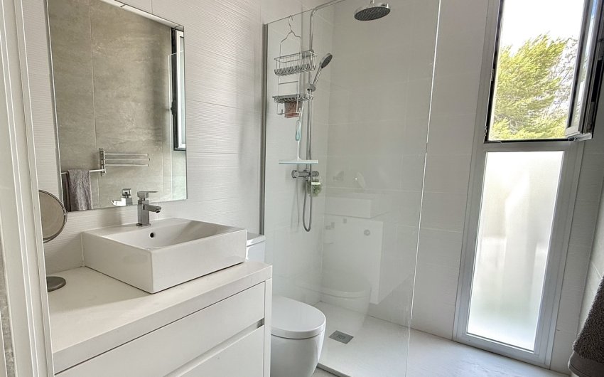 Resale - Villa -
Dolores - Costa Blanca