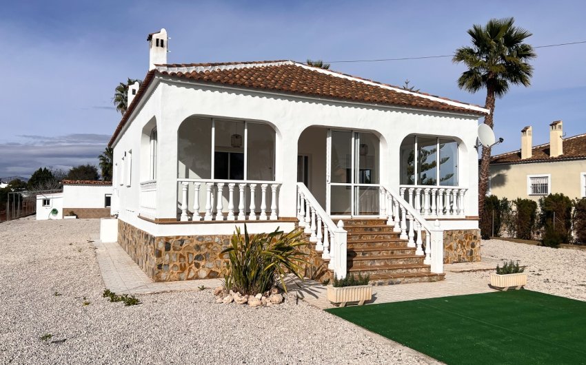Resale - Villa -
Dolores