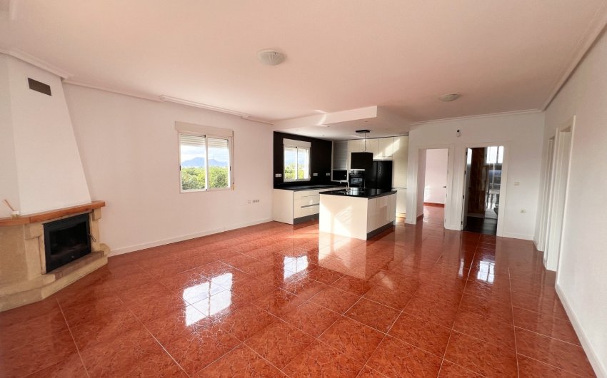 Resale - Villa -
Dolores