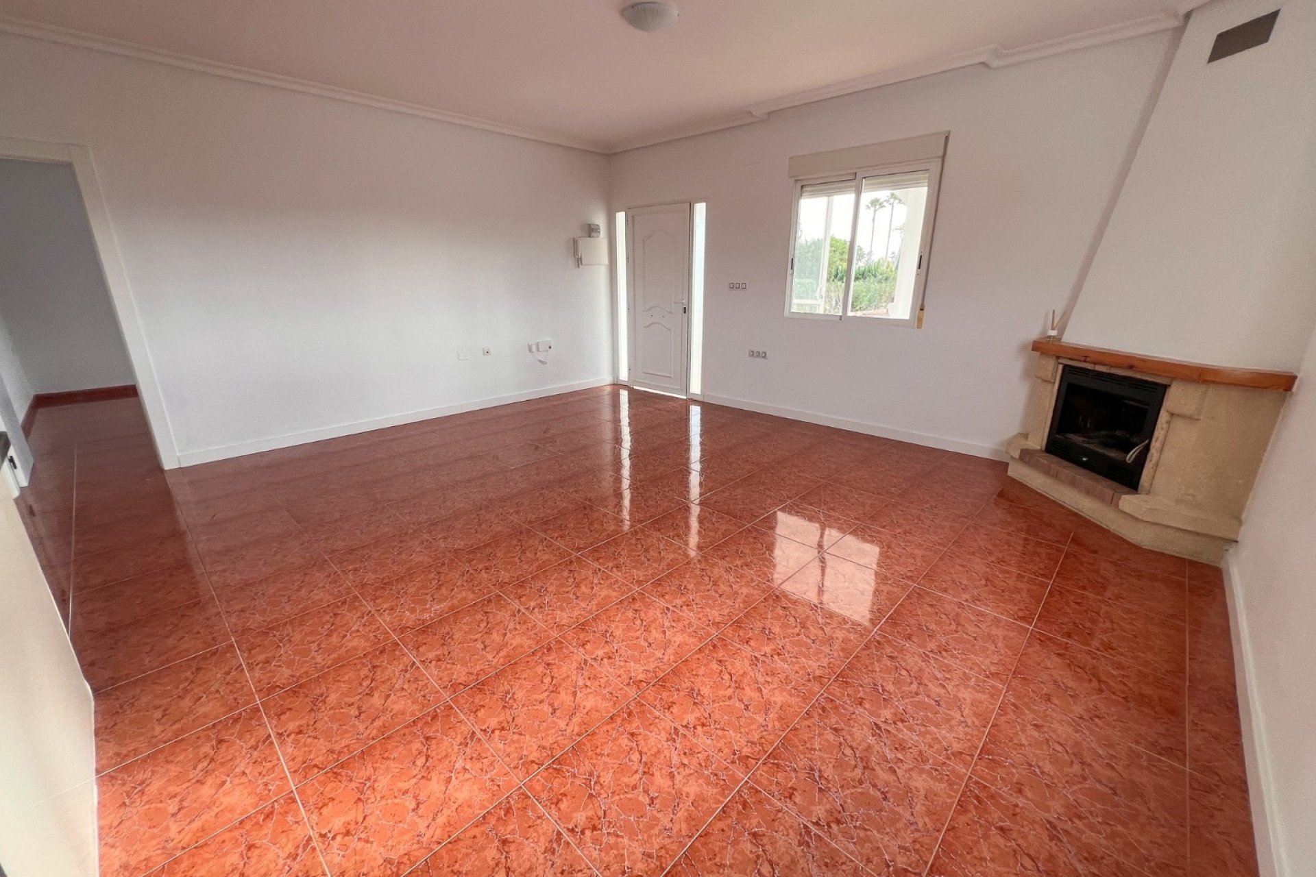 Resale - Villa -
Dolores