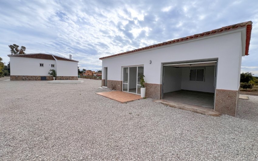 Resale - Villa -
Dolores