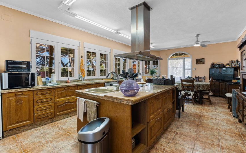 Resale - Villa -
El Altet - San Francisco de Asis