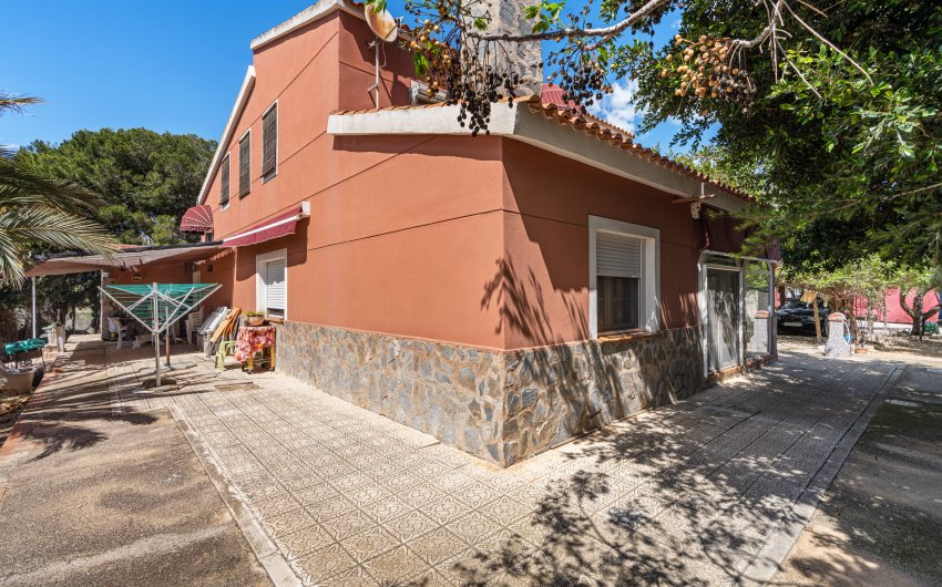 Resale - Villa -
El Altet - San Francisco de Asis