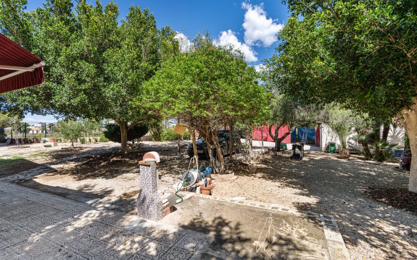 Resale - Villa -
El Altet - San Francisco de Asis