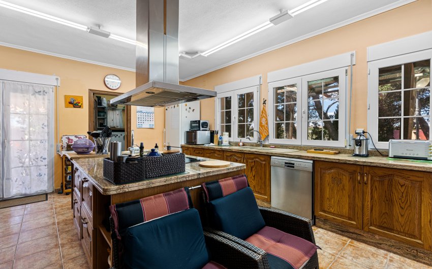 Resale - Villa -
El Altet - San Francisco de Asis