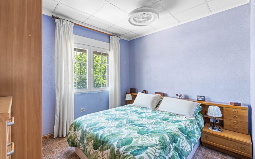 Resale - Villa -
El Altet - San Francisco de Asis