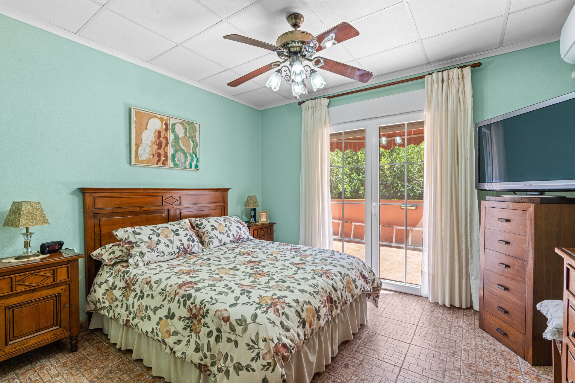 Resale - Villa -
El Altet - San Francisco de Asis