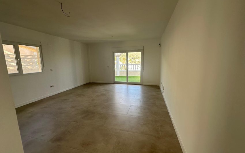 Resale - Villa -
El Campello - Costa Blanca