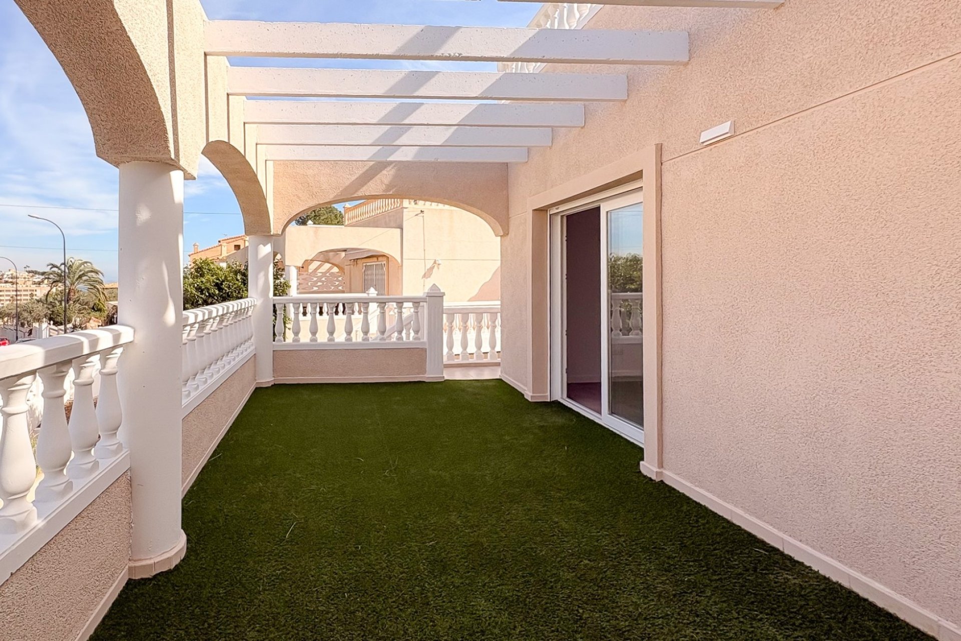 Resale - Villa -
El Campello - Pueblo Acantilado - Venta Lanuza