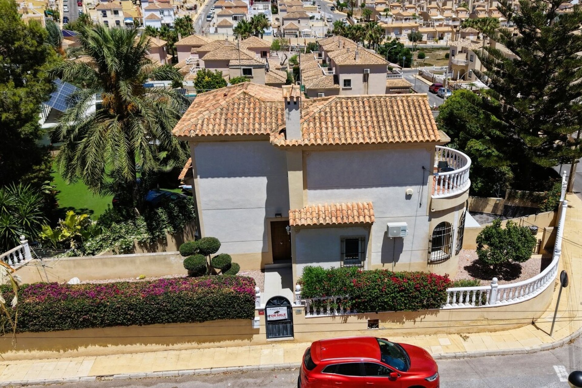 Resale - Villa -
El Galan - Inland