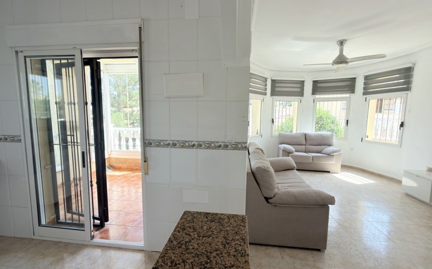 Resale - Villa -
El Galan - Inland