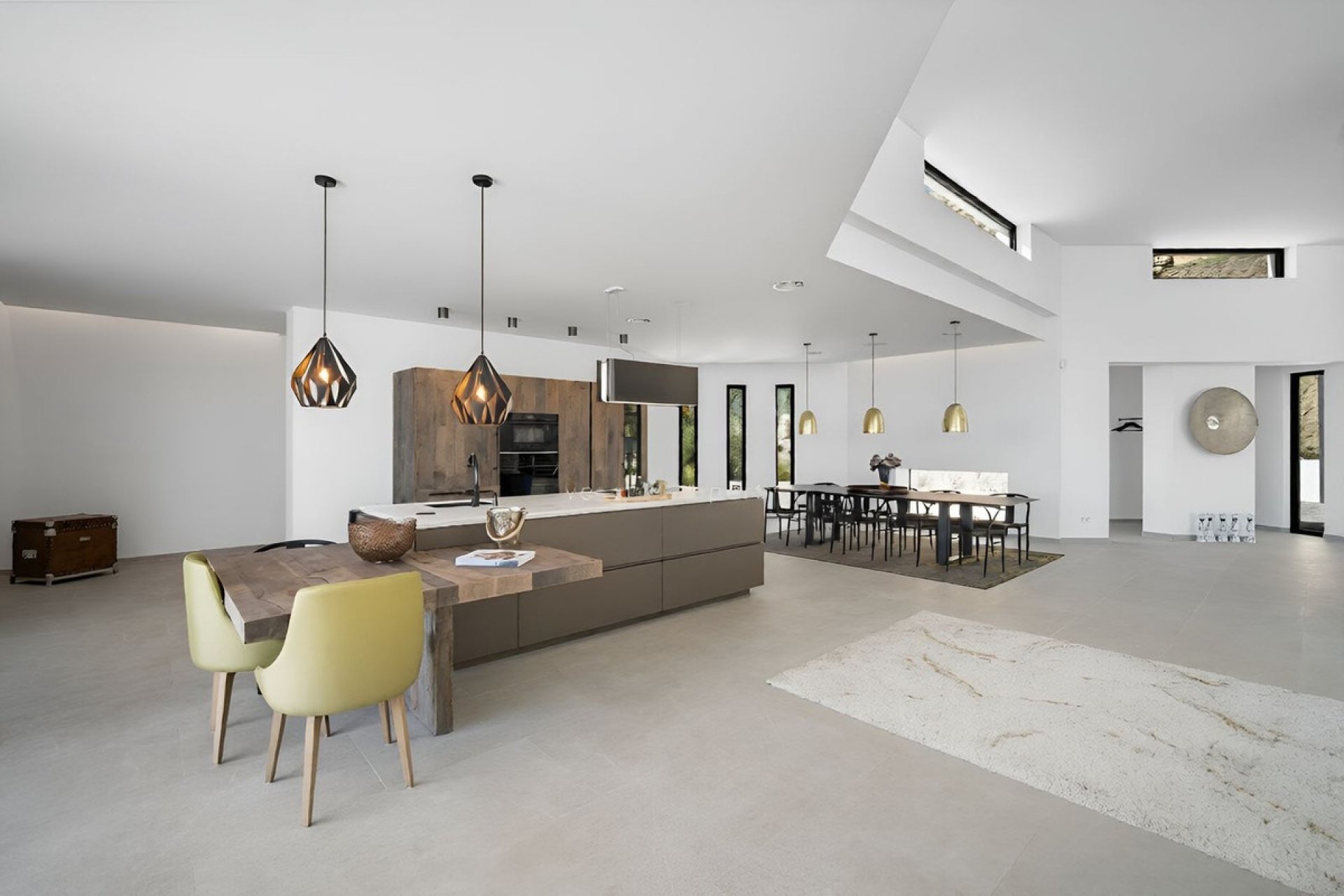 Resale - Villa -
El Paraíso, Estepona - Costa del Sol