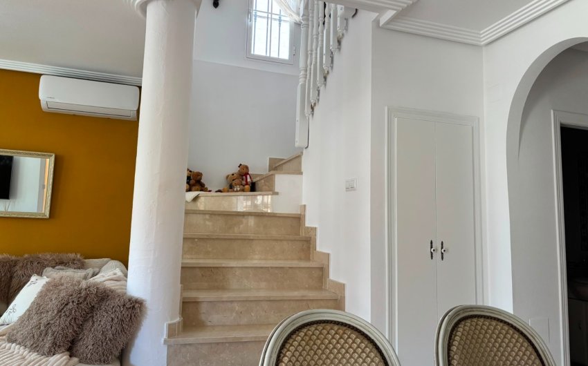 Resale - Villa -
El Raso - Costa Blanca