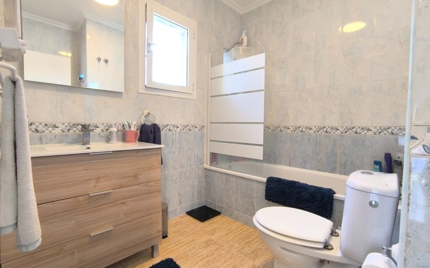 Resale - Villa -
El Raso - Costa Blanca