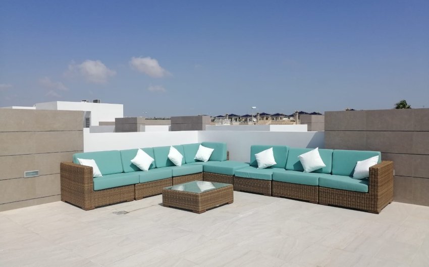 Resale - Villa -
El Raso