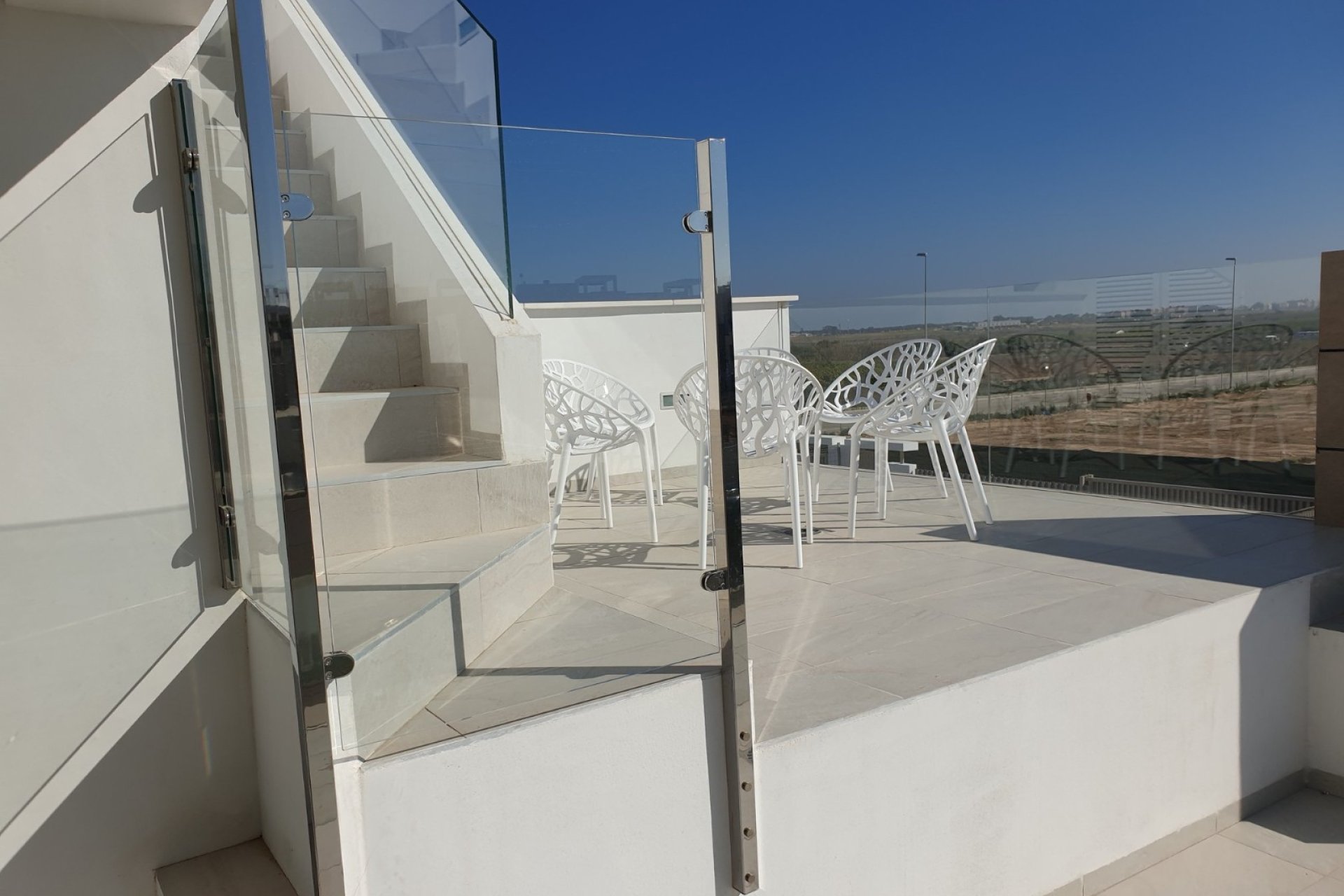 Resale - Villa -
El Raso