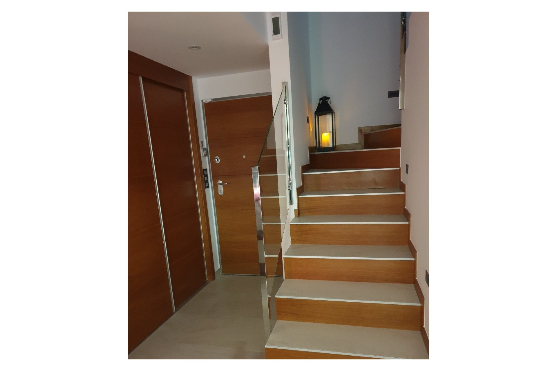 Resale - Villa -
El Raso