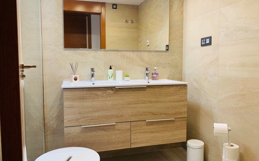 Resale - Villa -
El Raso