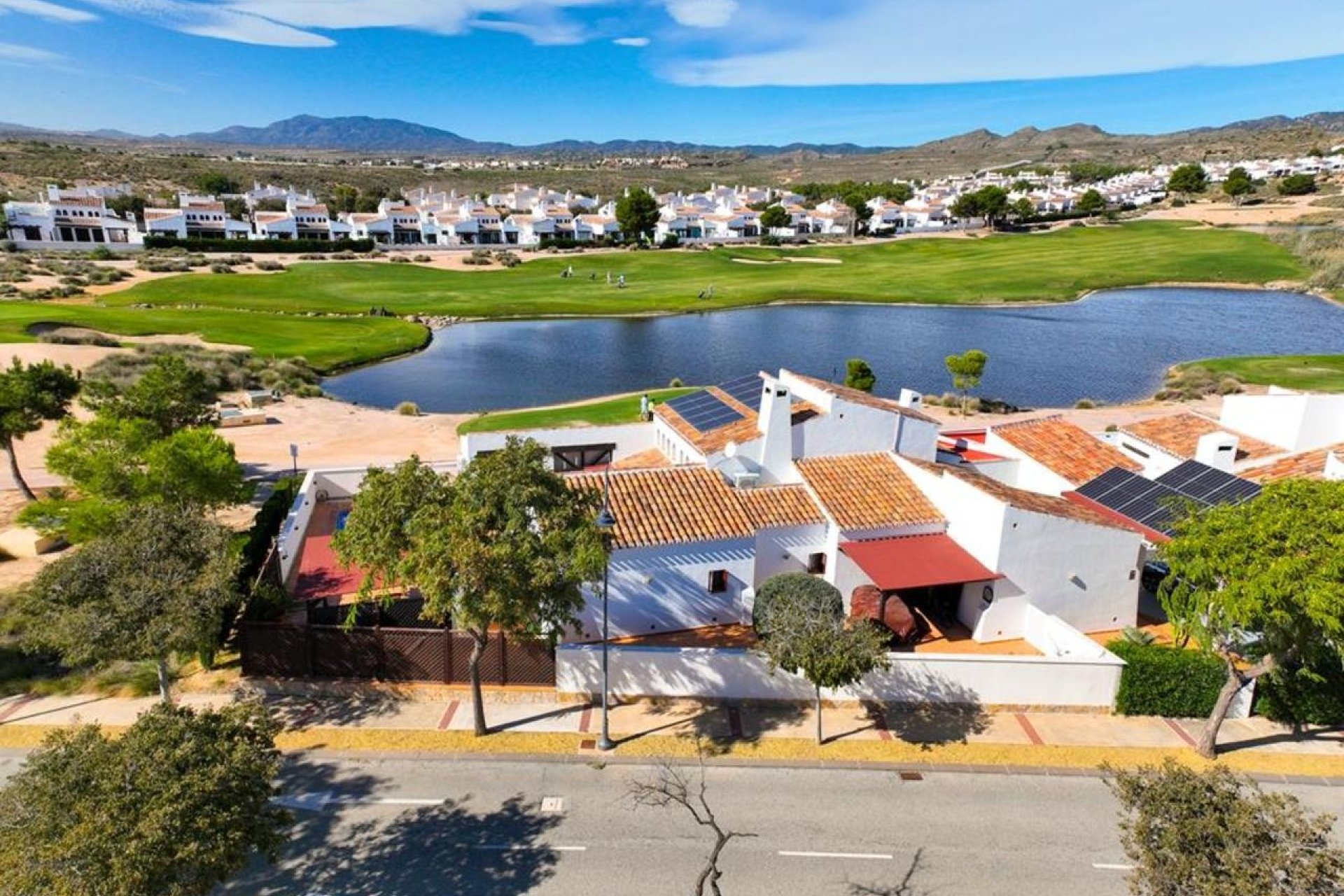 Resale - Villa -
El Valle Golf Resort