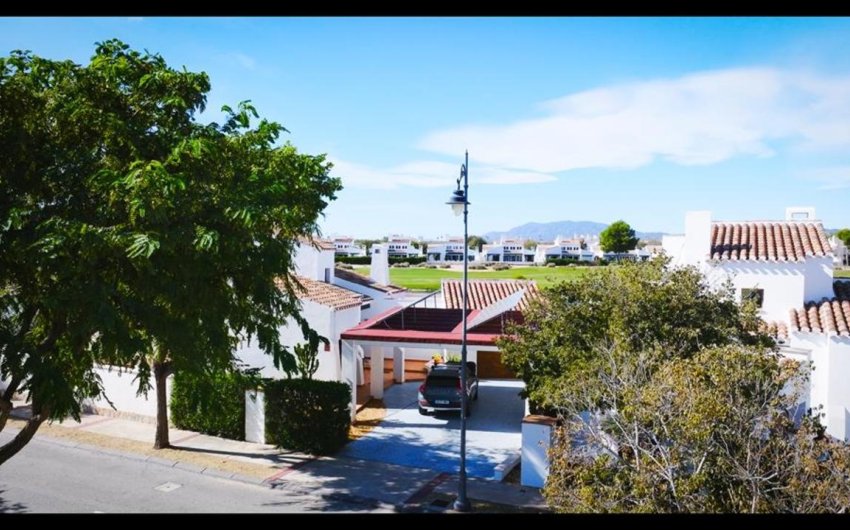 Resale - Villa -
El Valle Golf Resort