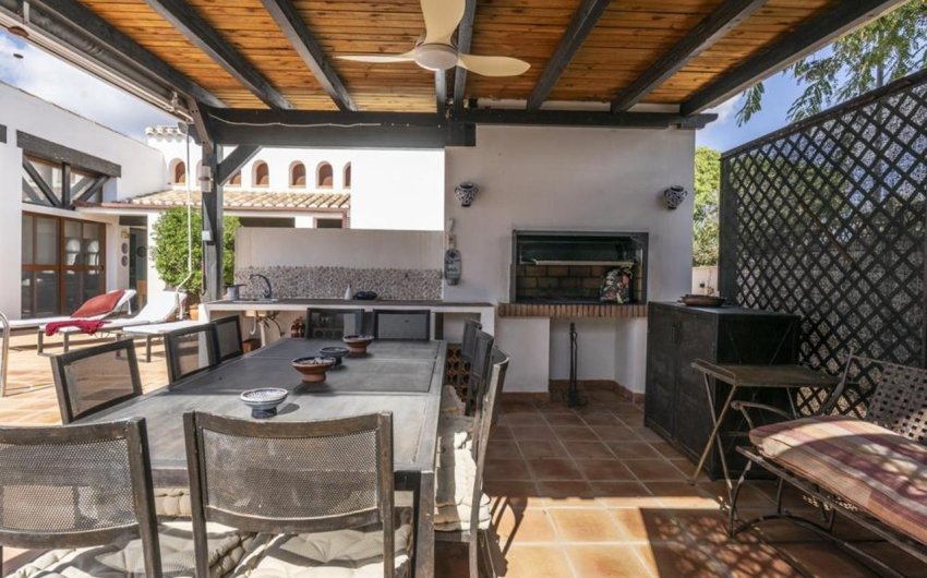 Resale - Villa -
El Valle Golf Resort