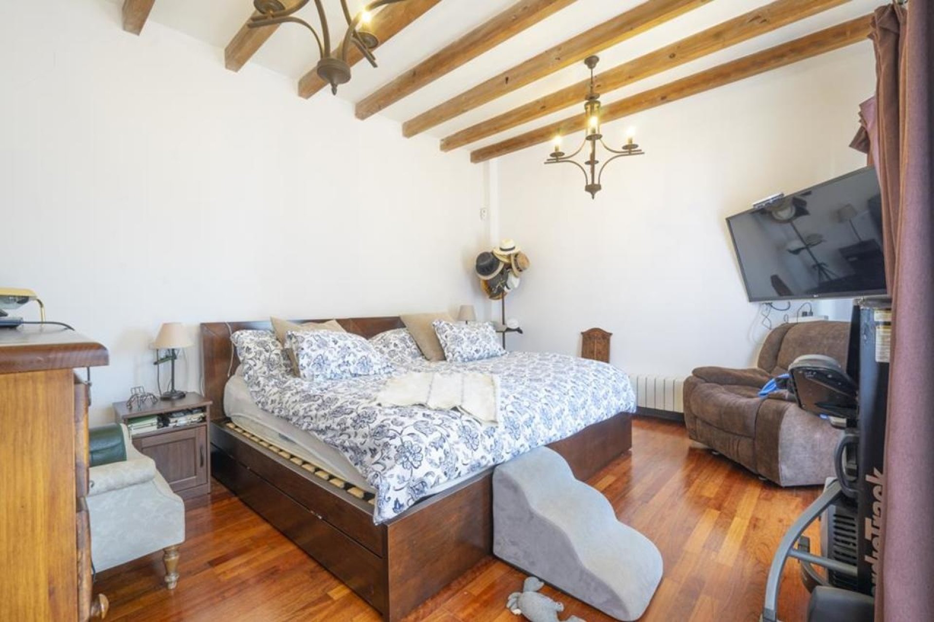 Resale - Villa -
El Valle Golf Resort