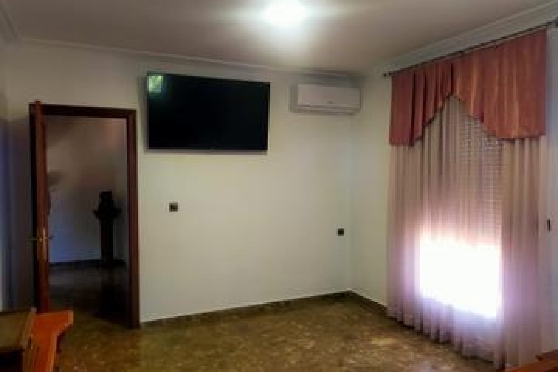 Resale - Villa -
Elche - Costa Blanca