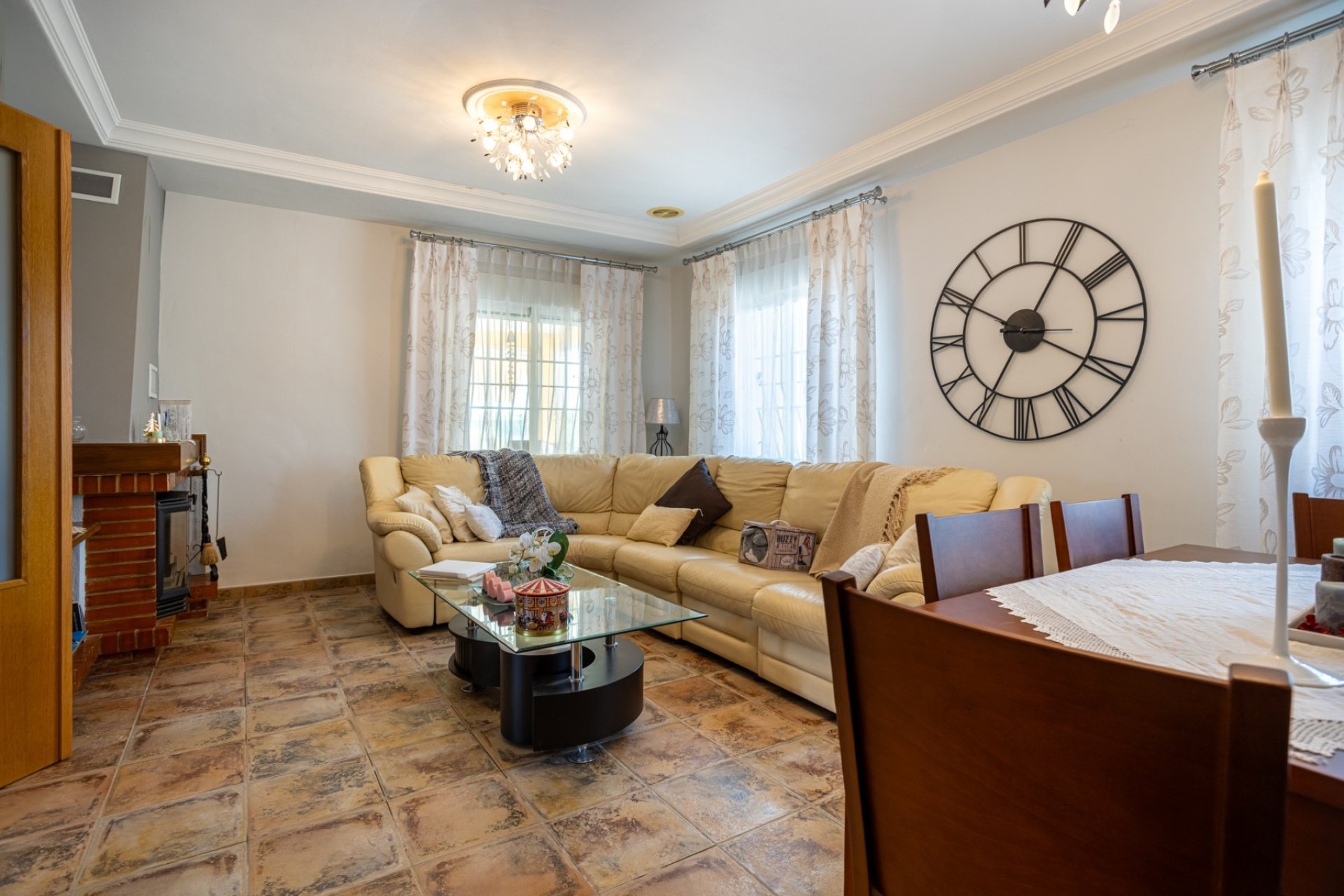 Resale - Villa -
Elche - Costa Blanca