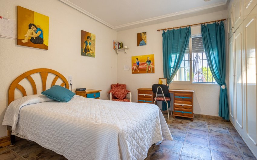 Resale - Villa -
Elche - Costa Blanca
