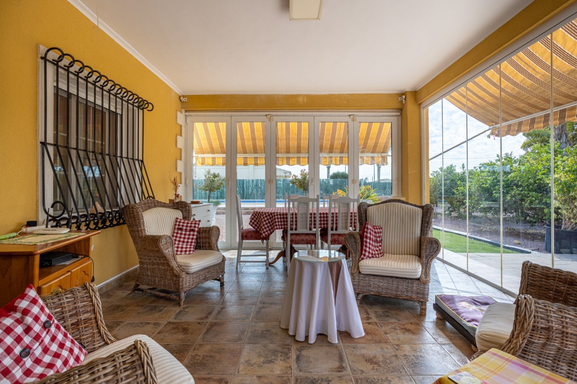 Resale - Villa -
Elche - Costa Blanca