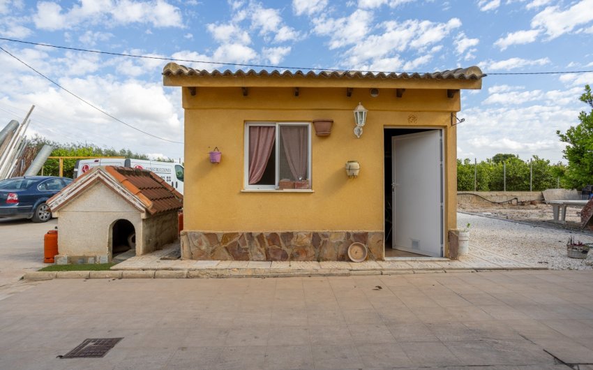 Resale - Villa -
Elche - Costa Blanca