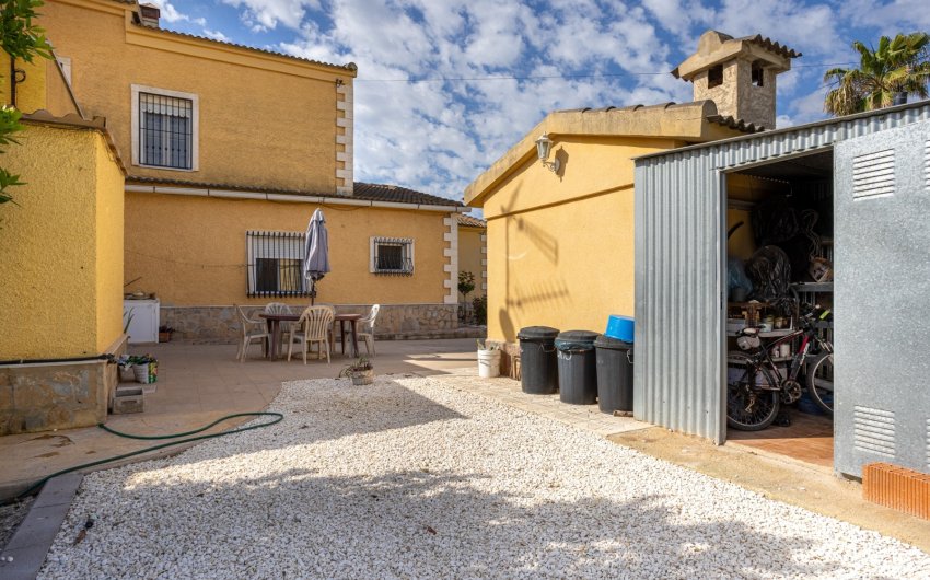 Resale - Villa -
Elche - Costa Blanca