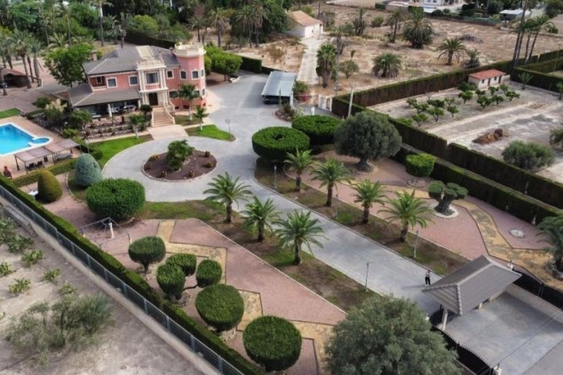 Resale - Villa -
Elche - Costa Blanca