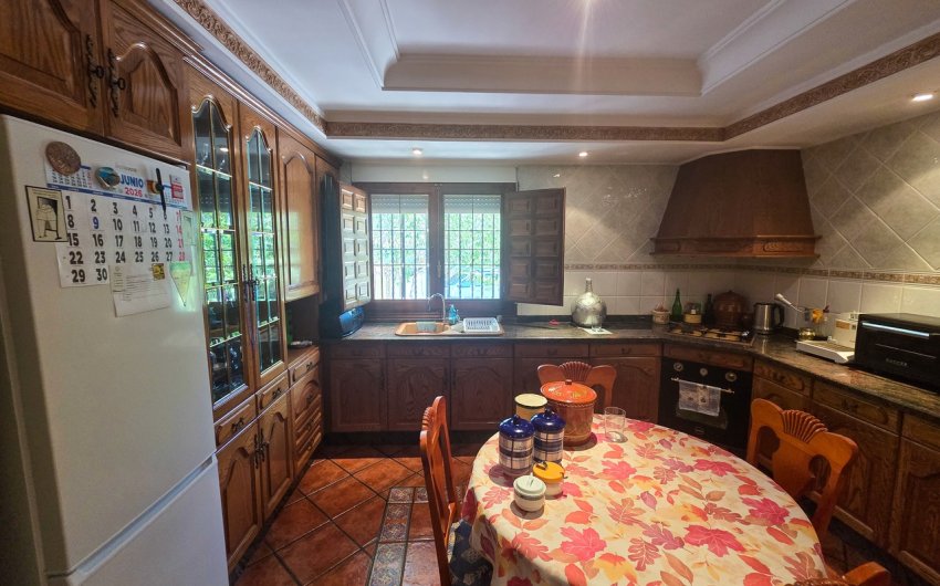 Resale - Villa -
Elche - Costa Blanca