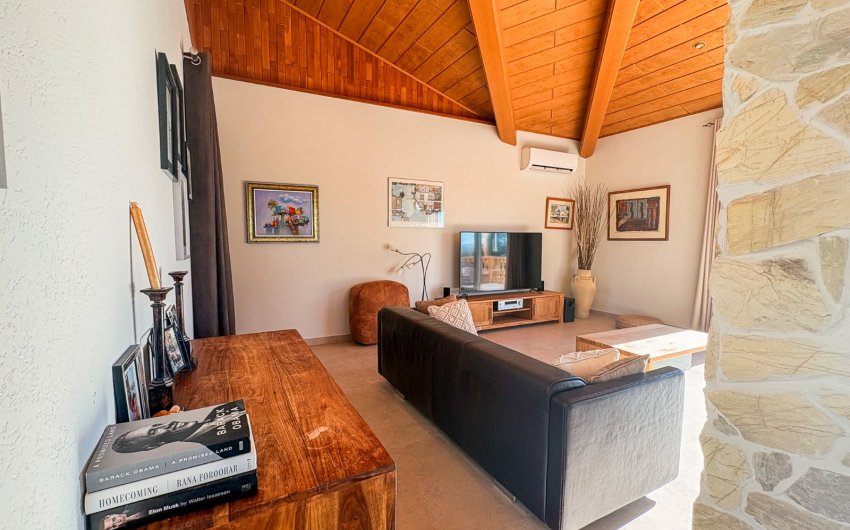 Resale - Villa -
Elche - Las Bayas