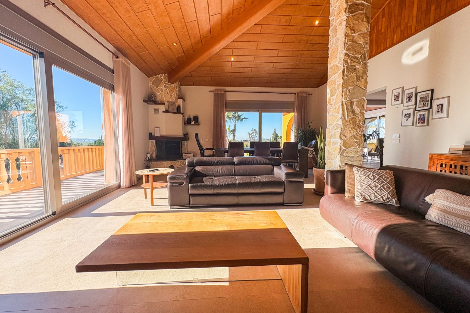 Resale - Villa -
Elche - Las Bayas