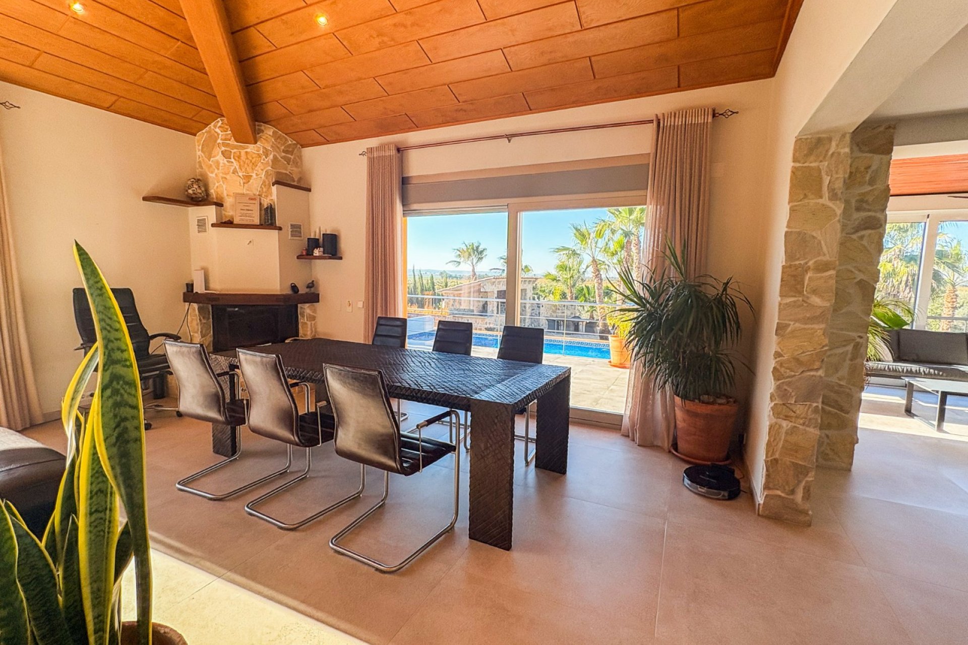 Resale - Villa -
Elche - Las Bayas