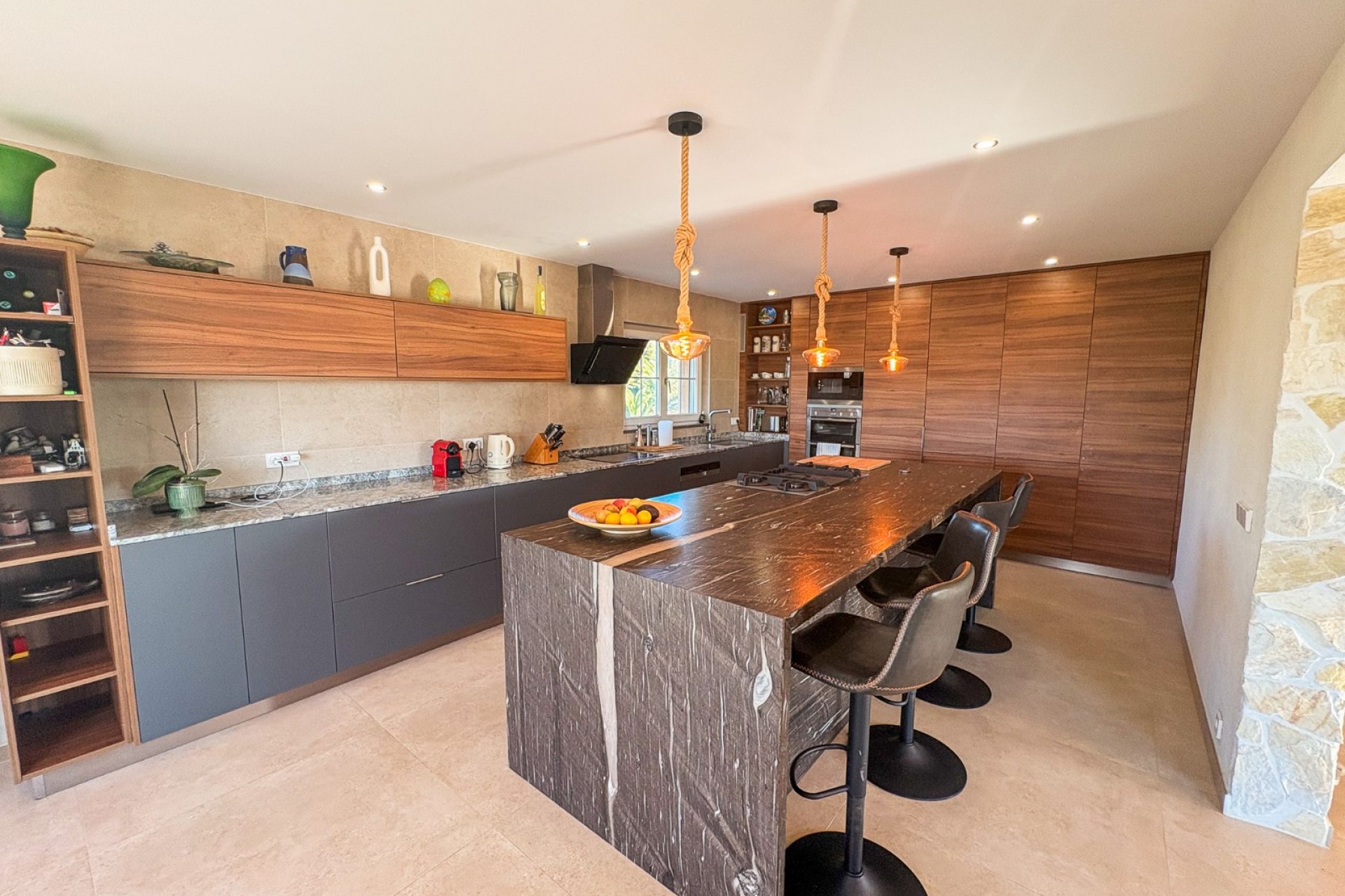 Resale - Villa -
Elche - Las Bayas