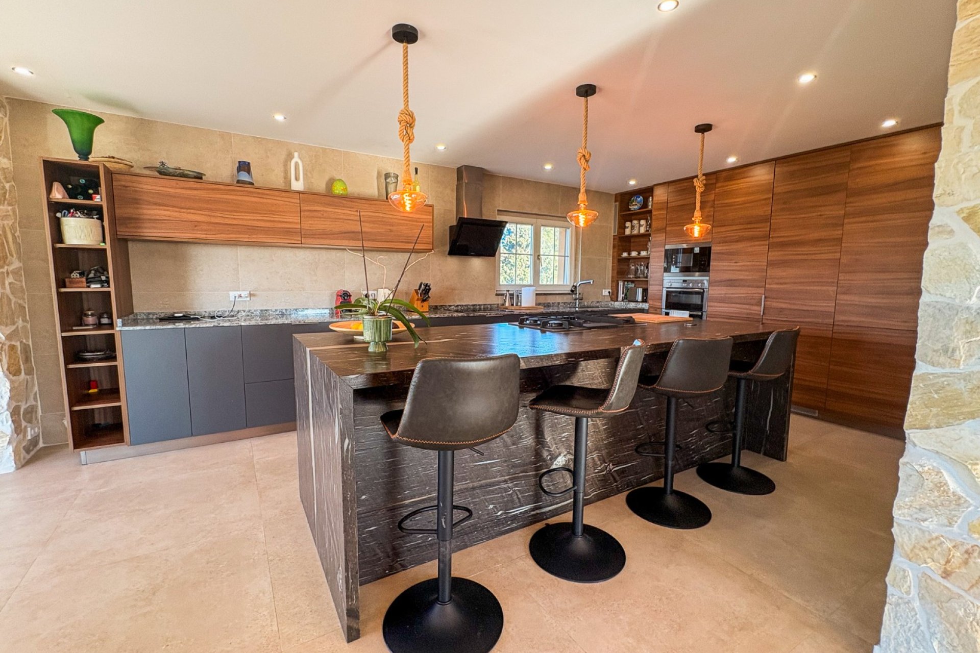 Resale - Villa -
Elche - Las Bayas