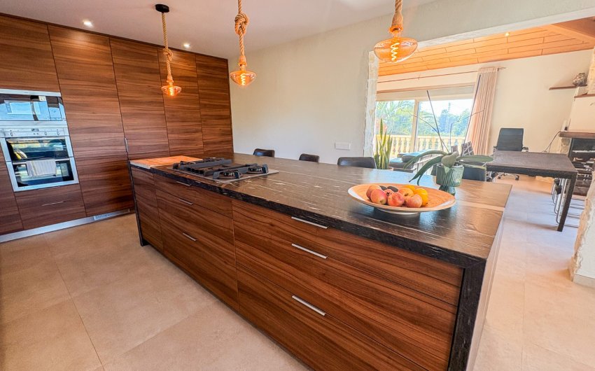 Resale - Villa -
Elche - Las Bayas