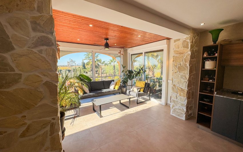 Resale - Villa -
Elche - Las Bayas