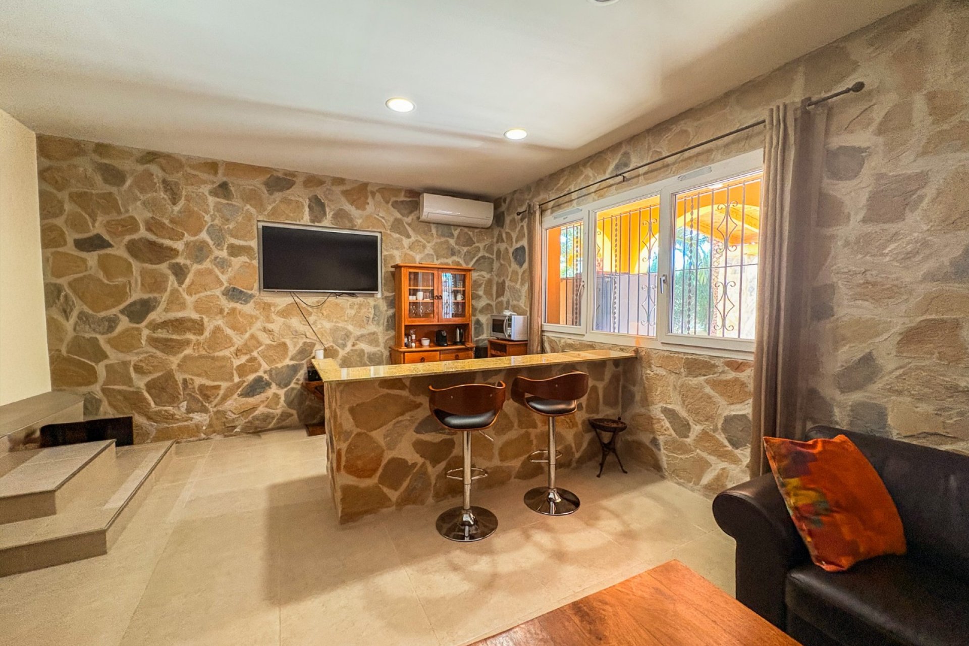 Resale - Villa -
Elche - Las Bayas