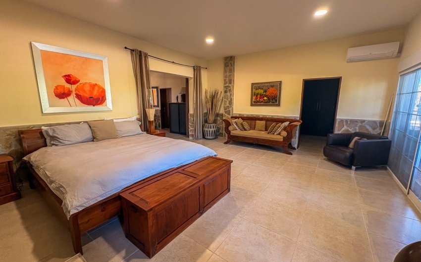 Resale - Villa -
Elche - Las Bayas