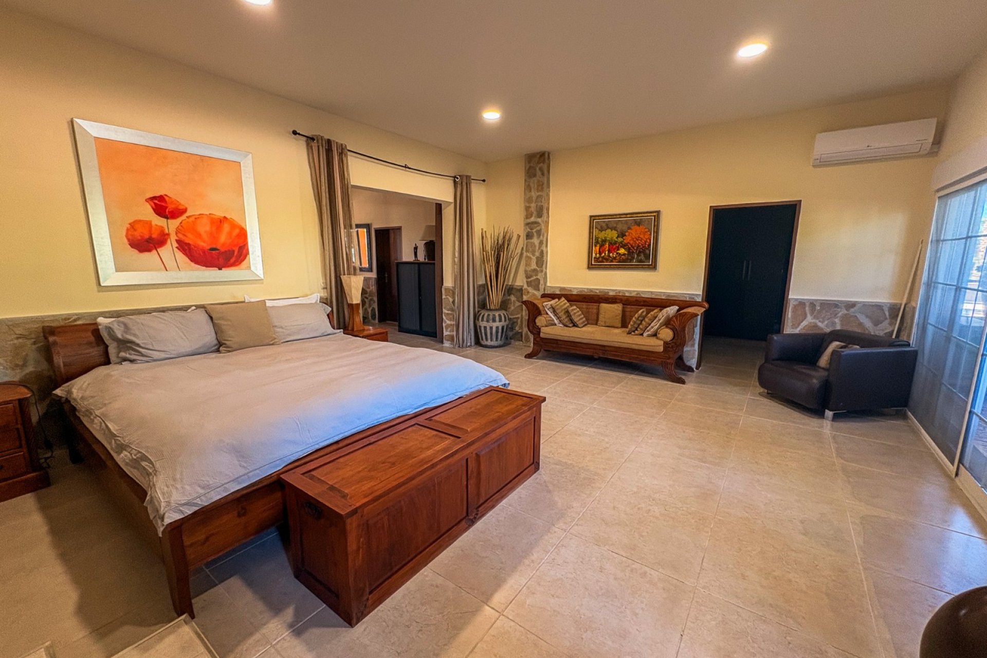 Resale - Villa -
Elche - Las Bayas