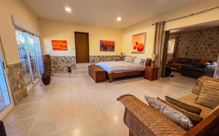 Resale - Villa -
Elche - Las Bayas