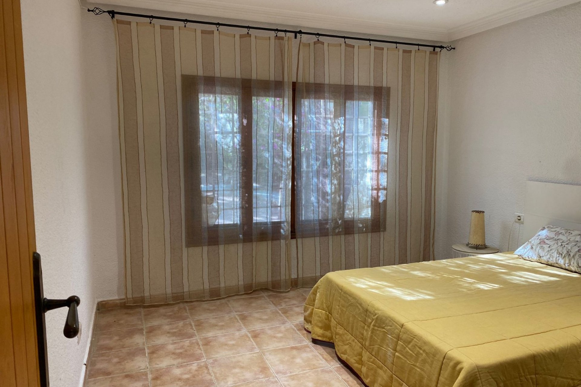 Resale - Villa -
Elche - Las Bayas