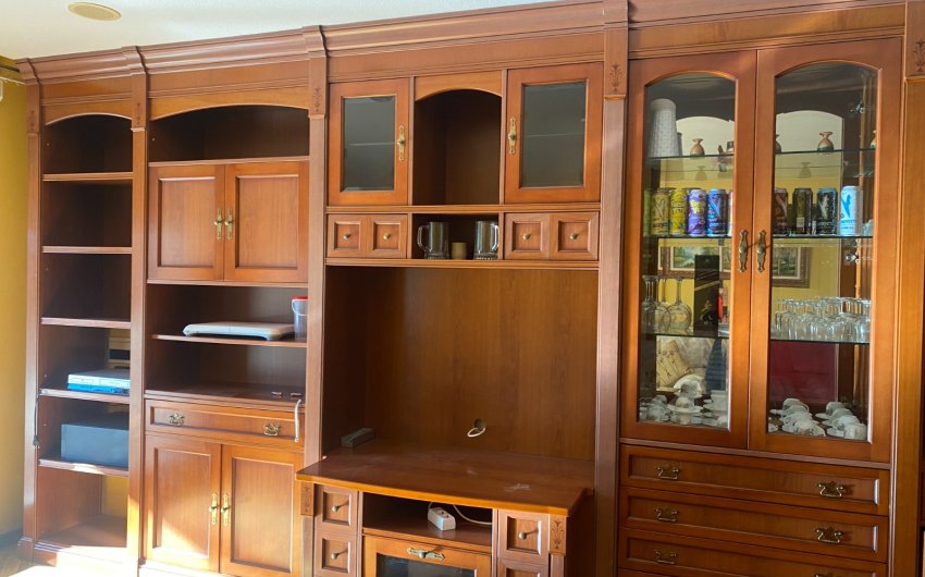 Resale - Villa -
Elda