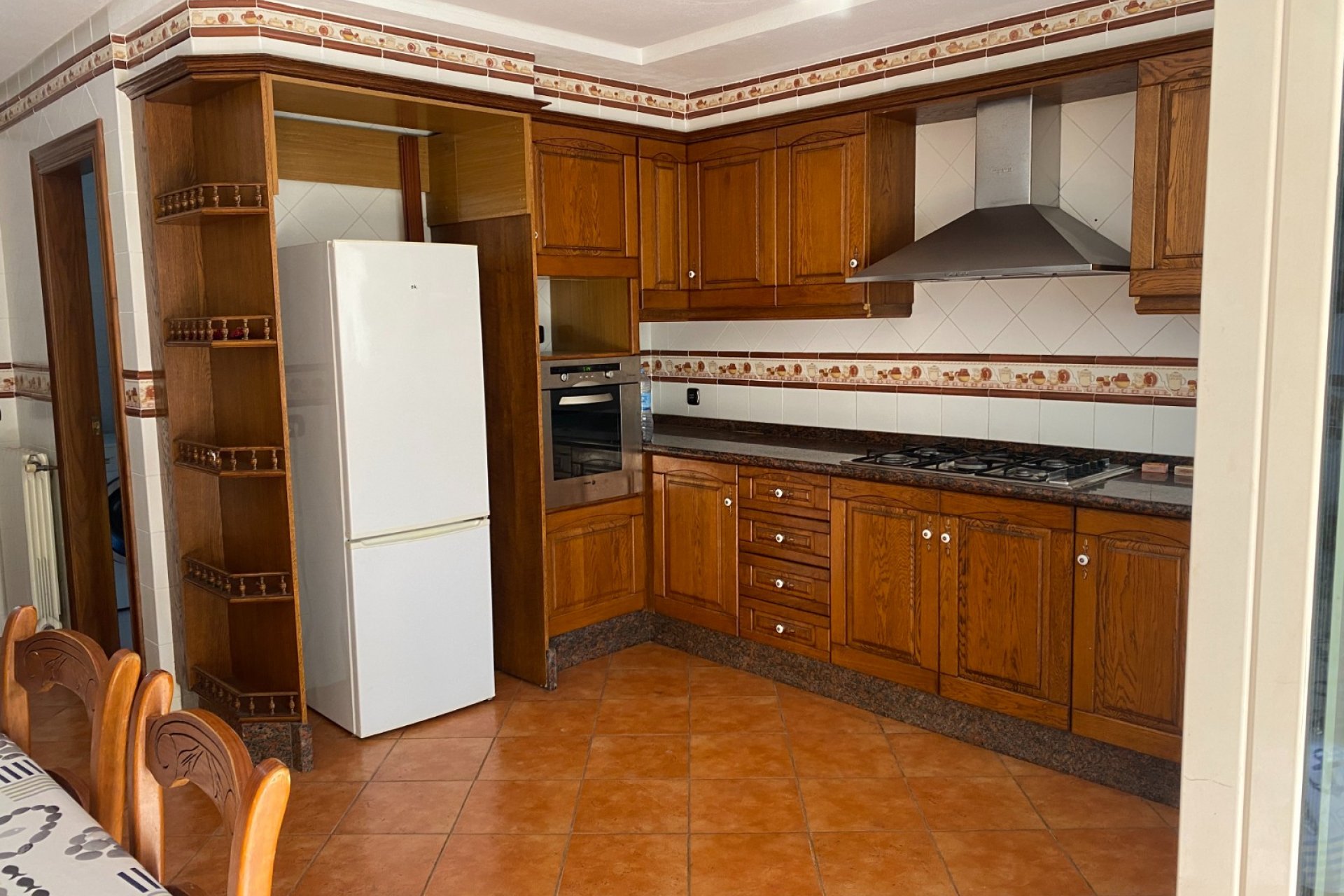 Resale - Villa -
Elda